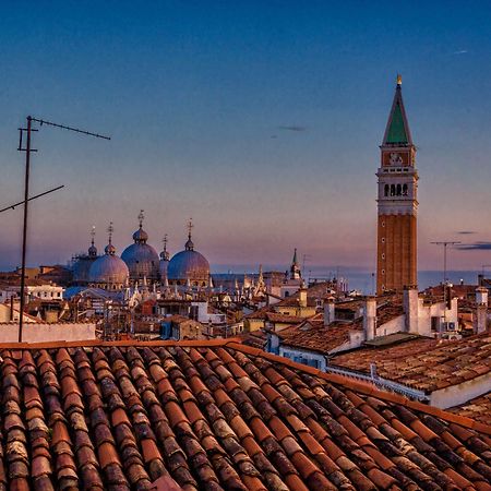 Locanda Bareteri Venice Luaran gambar