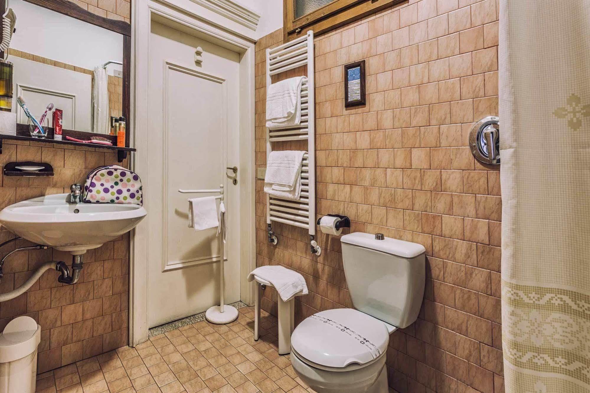 Locanda Bareteri Venice Luaran gambar