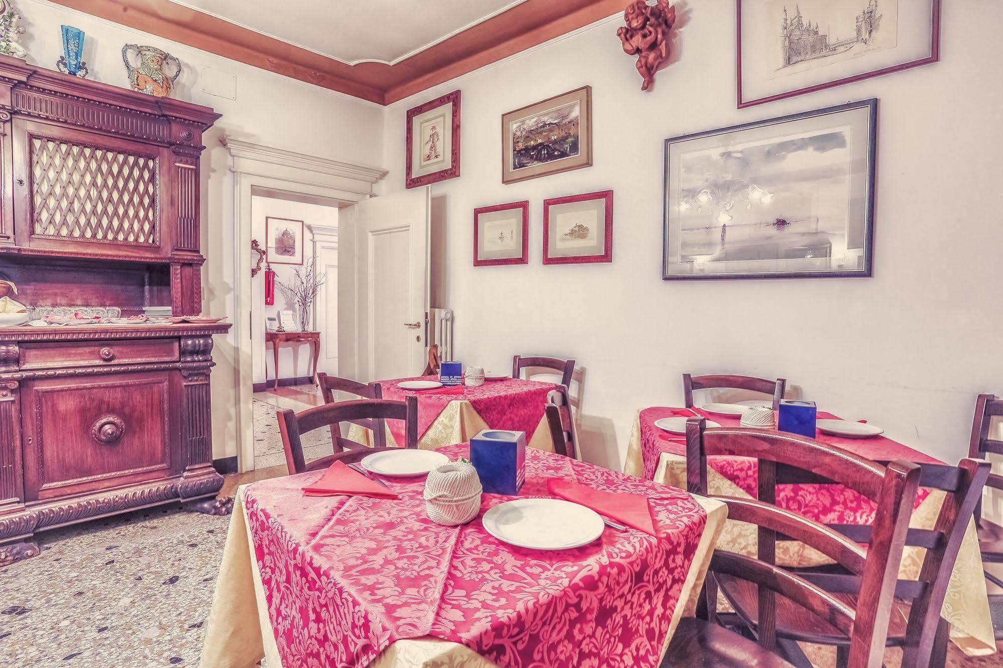 Locanda Bareteri Venice Luaran gambar