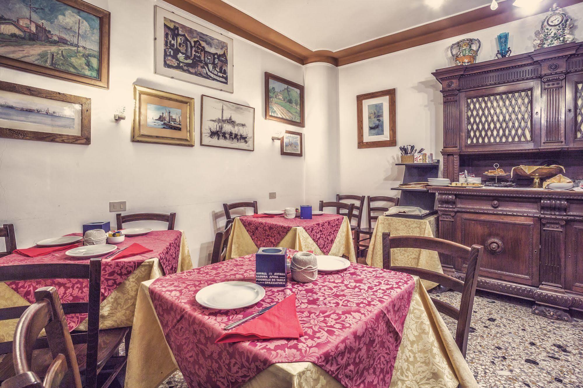 Locanda Bareteri Venice Luaran gambar